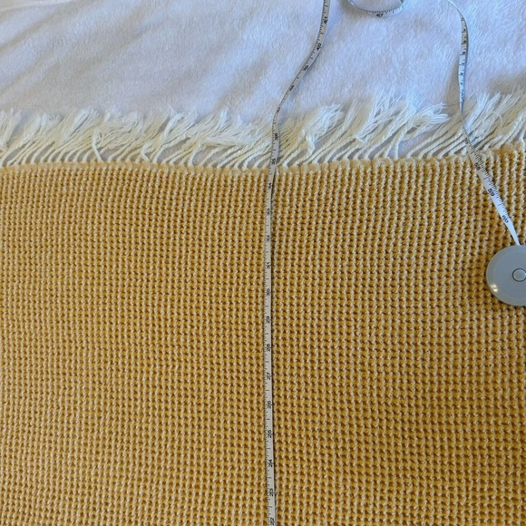 Nido Notte Italia Yellow Fringe Throw Blanket Soft Cozy Nursery - Picture 2 of 13